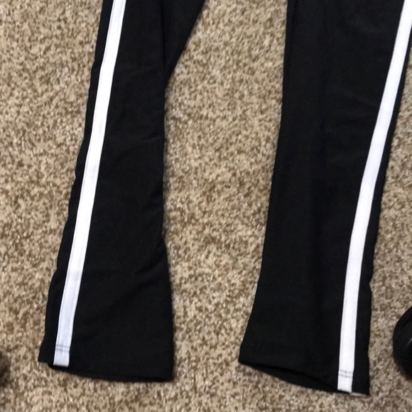 Leggings - Picture 2 of 3